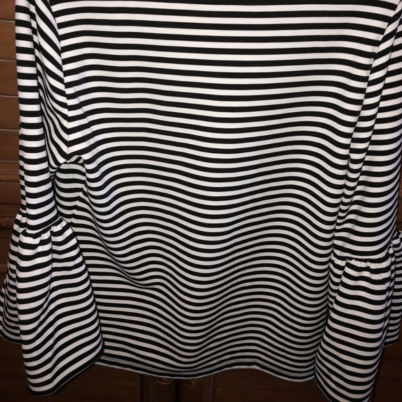 Calvin Klein Top Pullover Bell Sleeves Striped - Picture 4 of 4